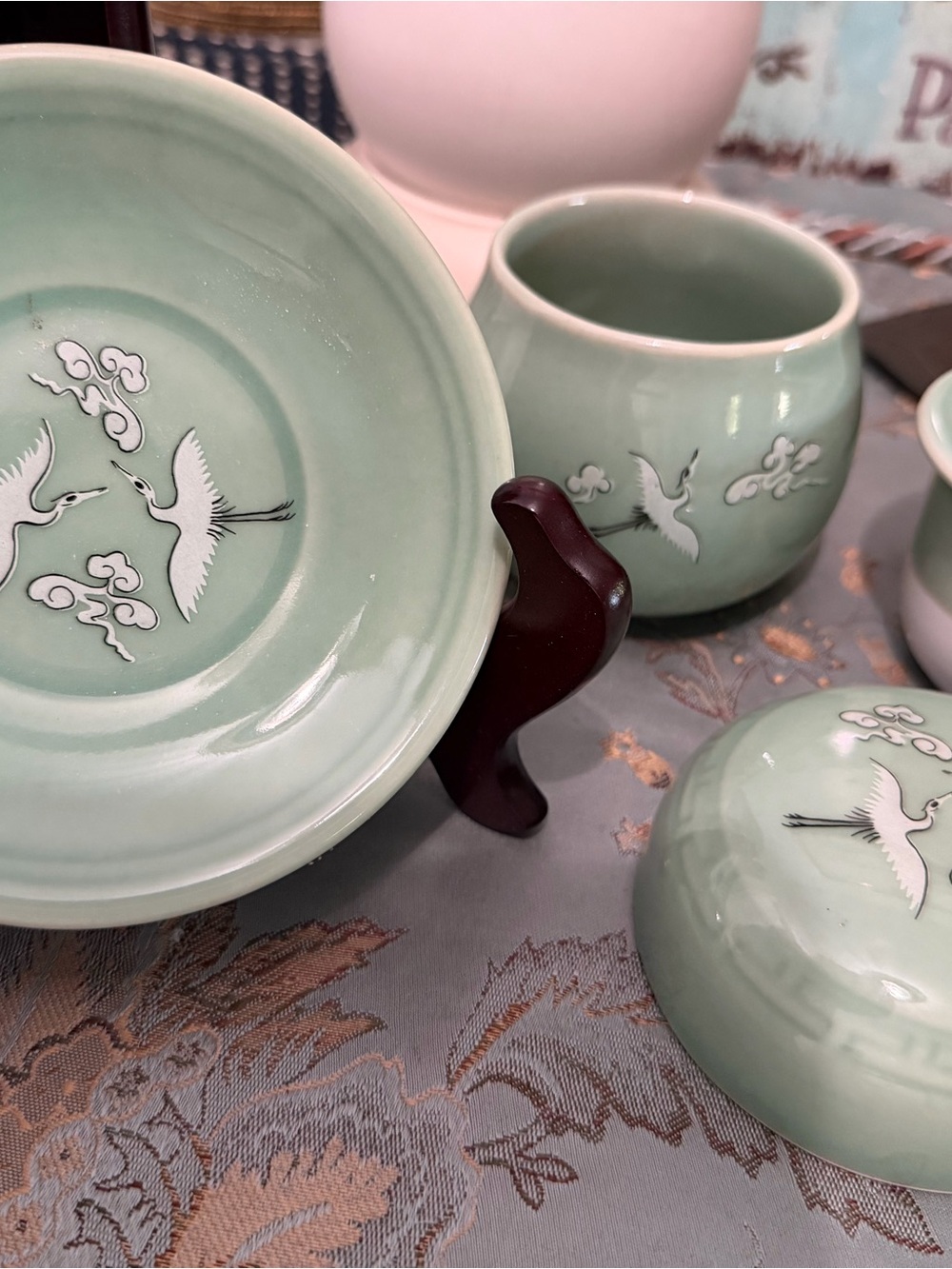 Celadon Green Crane Porcelain Tea Set - Elegant Asian-Inspired Drinkware